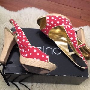 ZINC PEEP TOE SLING BACK POLKA DOT SANDALS, W/BOX